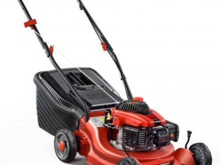 Benzínová sekačka na trávu Riwall RPM 4120 P (1)