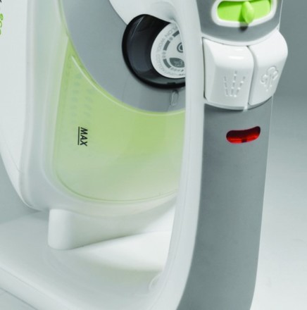 Napařovací žehlička Morphy Richards TriZONE ECO Ceramic 40853 (2)