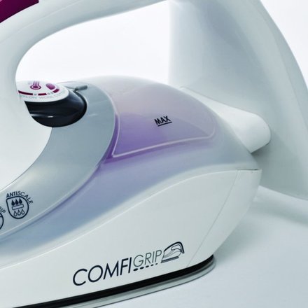 Napařovací žehlička Morphy Richards TriZONE 40851 (2)