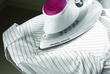 Napařovací žehlička Morphy Richards TriZONE 40851 (3)