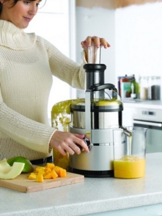 Odšťavňovač Morphy Richards JUICER 48951 (rozbaleno) (6)