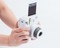 Instantní fotoaparát FujiFilm Instax MINI 9 popelově bílá (1)