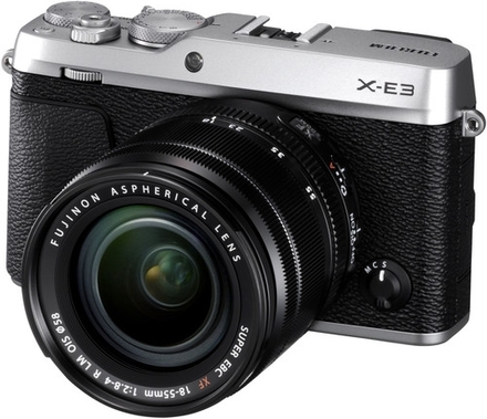 Kompaktní fotoaparát s vyměnitelým objektivem FujiFilm X-E3 silver + XF18-55 mm