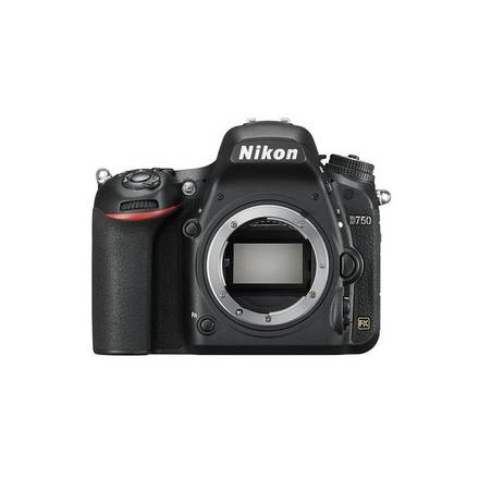 Digitální zrcadlovka Nikon D750 tělo