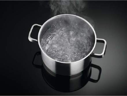 Indukční varná deska Electrolux EIV8457 (4)