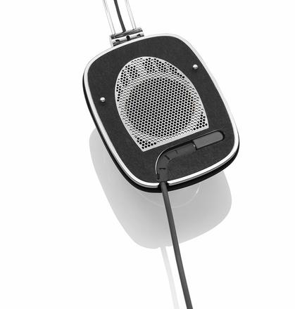 Polootevřená sluchátka Bowers &amp; Wilkins P7 - černá (5)