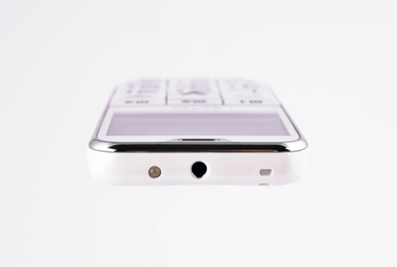 Mobilní telefon Tesla SimplePhone A50 - bílý (2)