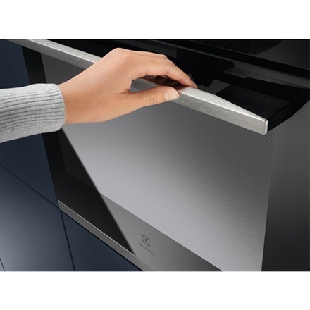Samostatná vestavná parní trouba Electrolux 800 PRO SteamBoost KOBCS31X (2)