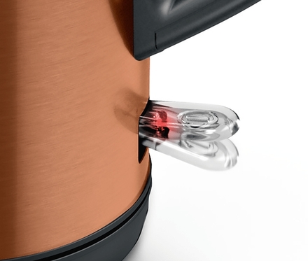 Rychlovarná konvice Bosch TWK4P439 DesignLine (4)