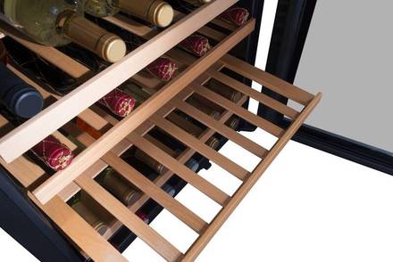 Vestavná vinotéka Amica WBA 4060 DB (2)