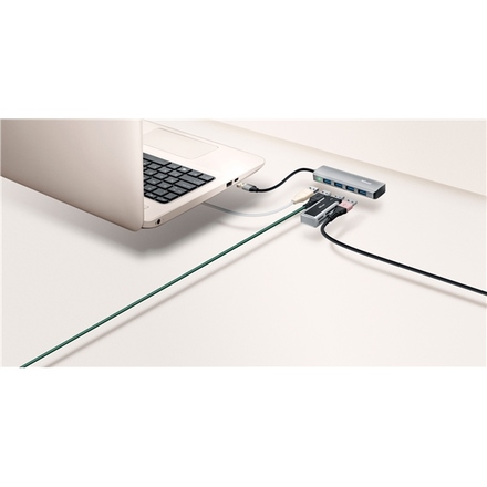 USB Hub Trust Halyx USB/ 4x USB 3.2 - stříbrný (7)