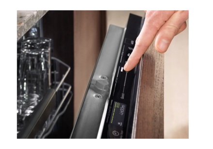 Vestavná myčka nádobí Electrolux 700 FLEX MaxiFlex EEM63310L (1)