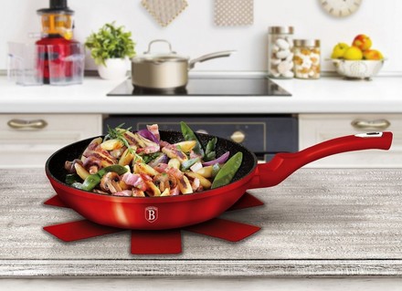 Pánev s mramorovým povrchem Berlingerhaus BH-1288 Pánev s mramorovým povrchem sada 3 ks Burgundy Metallic Line (6)