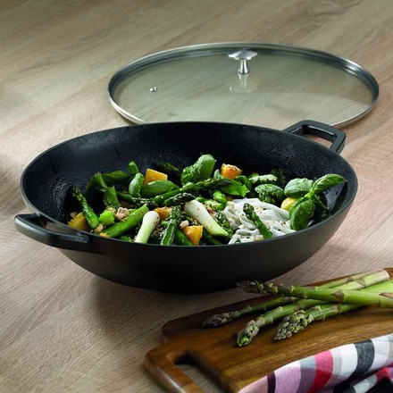 Wok pánev s poklicí Kela KL-12475 litinový CALIDO 36 cm černá (1)