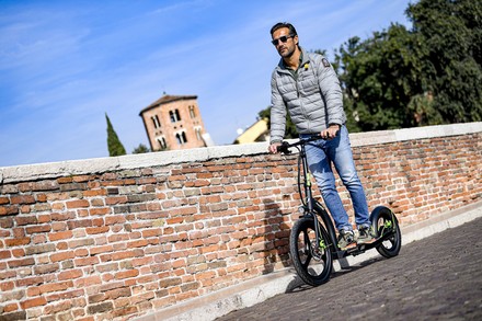 Elektrická koloběžka Argento ACTIVE BIKE (30)