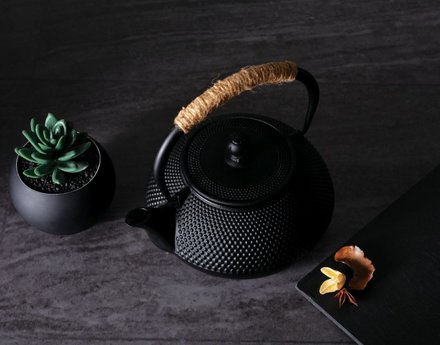 Konvice na čaj Berlingerhaus BH-7801 litinová 1,2 l černá (1)