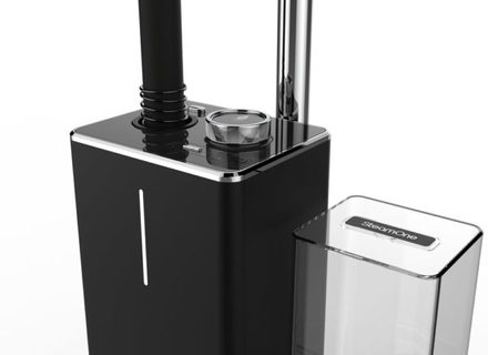 Napařovač oděvů SteamOne EUES200B (2)