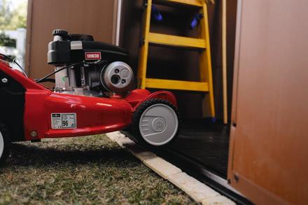 Zahradní domek Keter Darwin 6 x 4 hnědý (1)