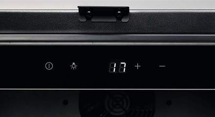 Vestavná vinotéka Electrolux EWUS020B5B (3)