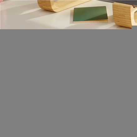 Počítačová myš Logitech Lift Vertical Ergonomic / optická/ 6 tlačítek/ 4000DPI - růžová