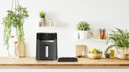 Horkovzdušná fritéza Tefal EY 505815 (14)
