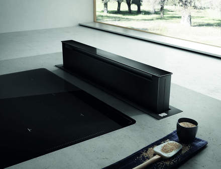 Výsuvný odsavač par Elica PANDORA BL/ F/ 90 (1)