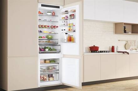 Vestavná kombinovaná chladnička Hoover HOBT 7719EW (11)