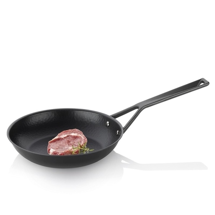 Pánev Kela KL-12602 železná Rhino černá 28cm (1)