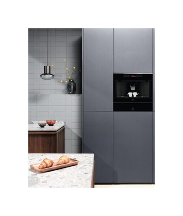 Vestavný kávovar Electrolux 900 PRO KBC85X (5)