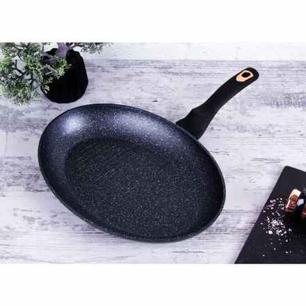 Pánev na ryby a steaky s mramorovým povrchem Berlingerhaus BH-7149 35 cm Black Rose Collection (2)