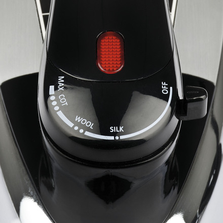 Napařovací žehlička Girmi ST9100 (4)