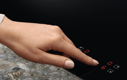 Indukční varná deska Electrolux LIB60420CK (2)