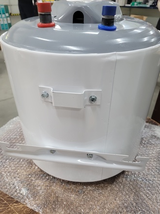 Elektrický ohřívač vody Pyramis ELK 25ltr (BAZAR) (2)