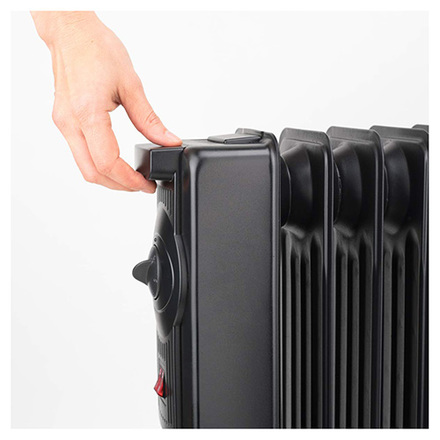 Olejový radiátor Black&amp;Decker BXRA2300E (2)