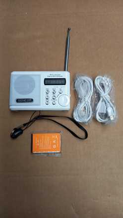 Rádio s USB/MP3 Sencor SRD 215 W (rozbaleno) (2)
