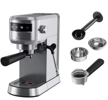 Pákové espresso Electrolux Explore 6 E6EC1-6ST