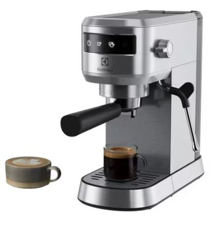Pákové espresso Electrolux Explore 6 E6EC1-6ST (1)