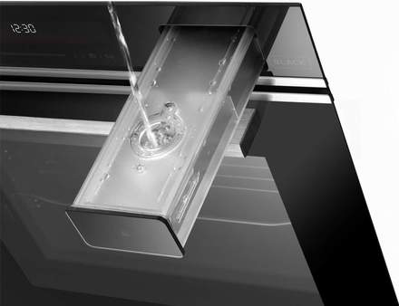 Samostatná vestavná parní trouba Concept Steam+ ETV8960bcN BLACK (3)