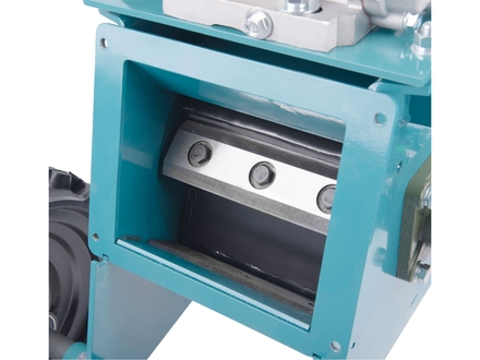 Štěpkovač Total TWCS3100, benzinový drtič větví, 7-35mm (4)