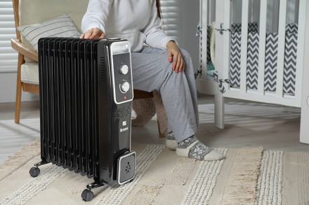 Olejový radiátor G21 Bromo černý, 11 žeber, 2500 W (8)