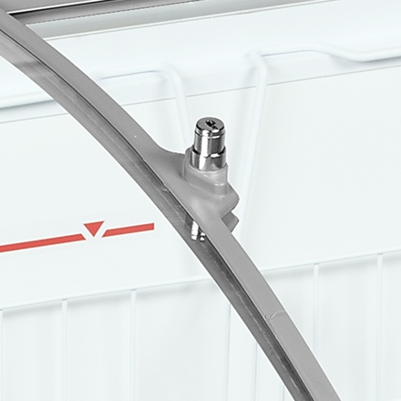 Pultová mraznička prosklené oblé víko Tefcold IC 501 SCEB (2)