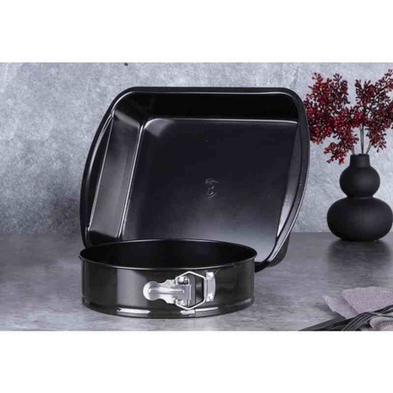 Sada pečicích forem s titanovým nepřilnavým povrchem Berlingerhaus LP-KL-119P 2 ks Shiny Black Edition (4)