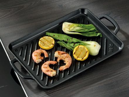 Grilovací deska Kela KL-12469 litinová Calido 35x25 cm černá (1)