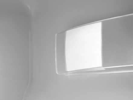Vestavná jednodvéřová chladnička Electrolux LFB3AE82R (3)