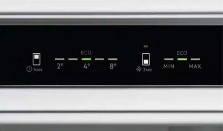 Vestavná kombinovaná chladnička Electrolux ENT6ME18S (4)