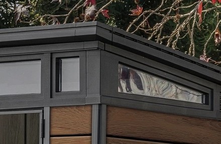 Zahradní domek Keter Signature 9x7 Walnut, s podlahou (2)