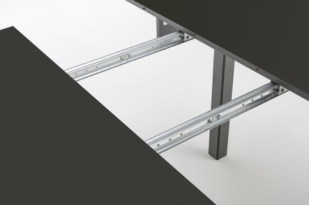 Moderní jídelní stůl Halmar RINGO barva deska černá, nohy - černá (102-142x102x76 cm) (2p=1szt) (2 Karton) (13)