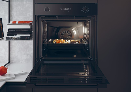 Samostatná vestavná trouba Haier HWO60SM2E9B (5)