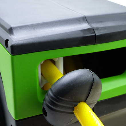 Samonavíjecí buben se zahradní hadicí Procraft VK20 (3)