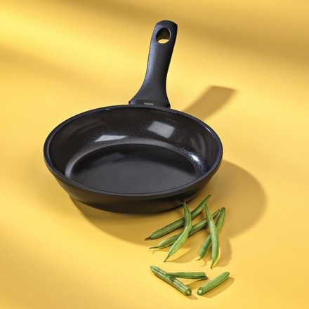 Pánev Kela KL-15165 Atura litý hliník černá 28 cm (1)